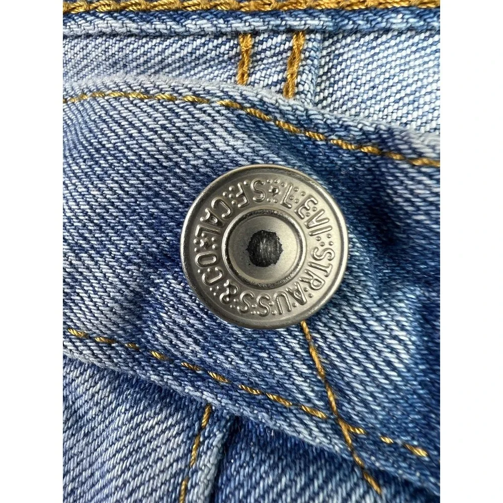 Levis 501‎ Jeans Mens 38x32 Medium Wash Blue Denim Regular Straight Button Fly